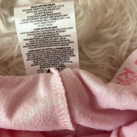 NWT, Calvin Klein, Girls, two piece pajama‎ set, peach logo top with pink pants - Picture 9 of 10